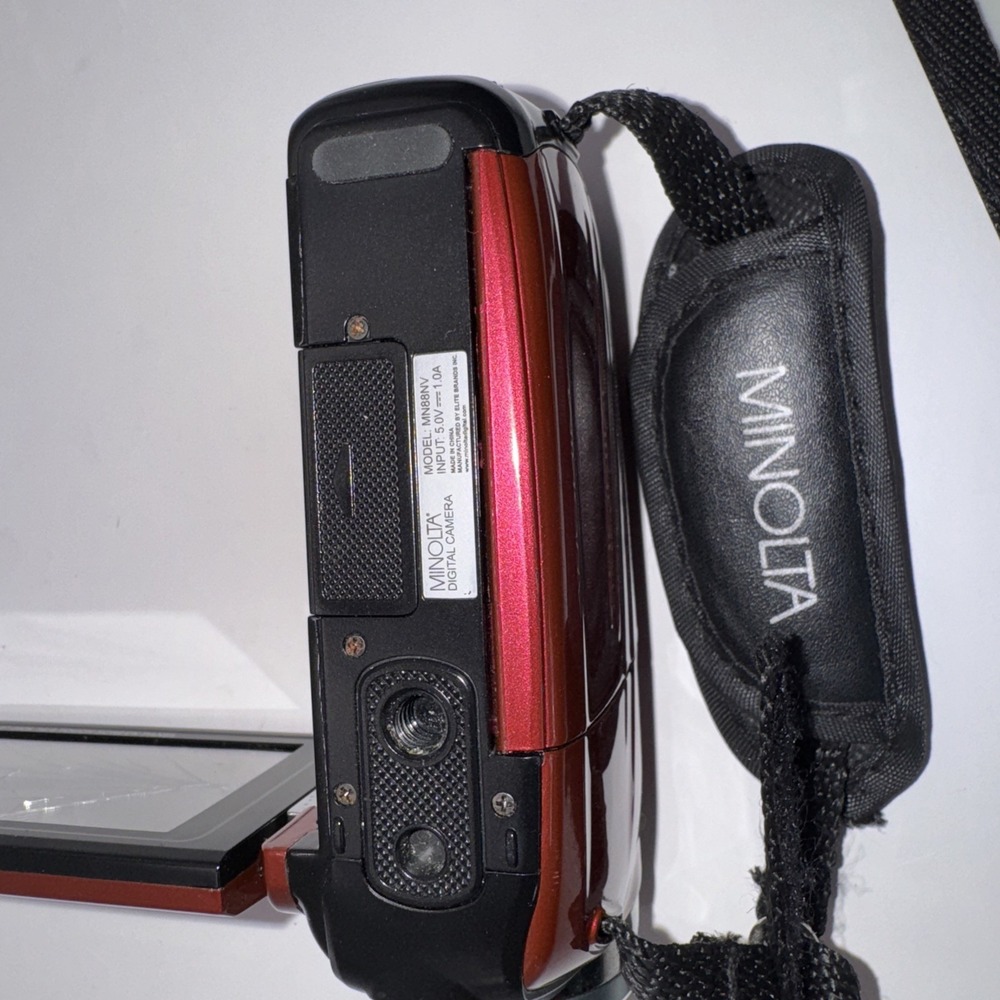UsedMinolta MN88V 24MP/1080p‎ HD IR Night Vision Digital Camcorder w/ 16GB Parts - Picture 10 of 10